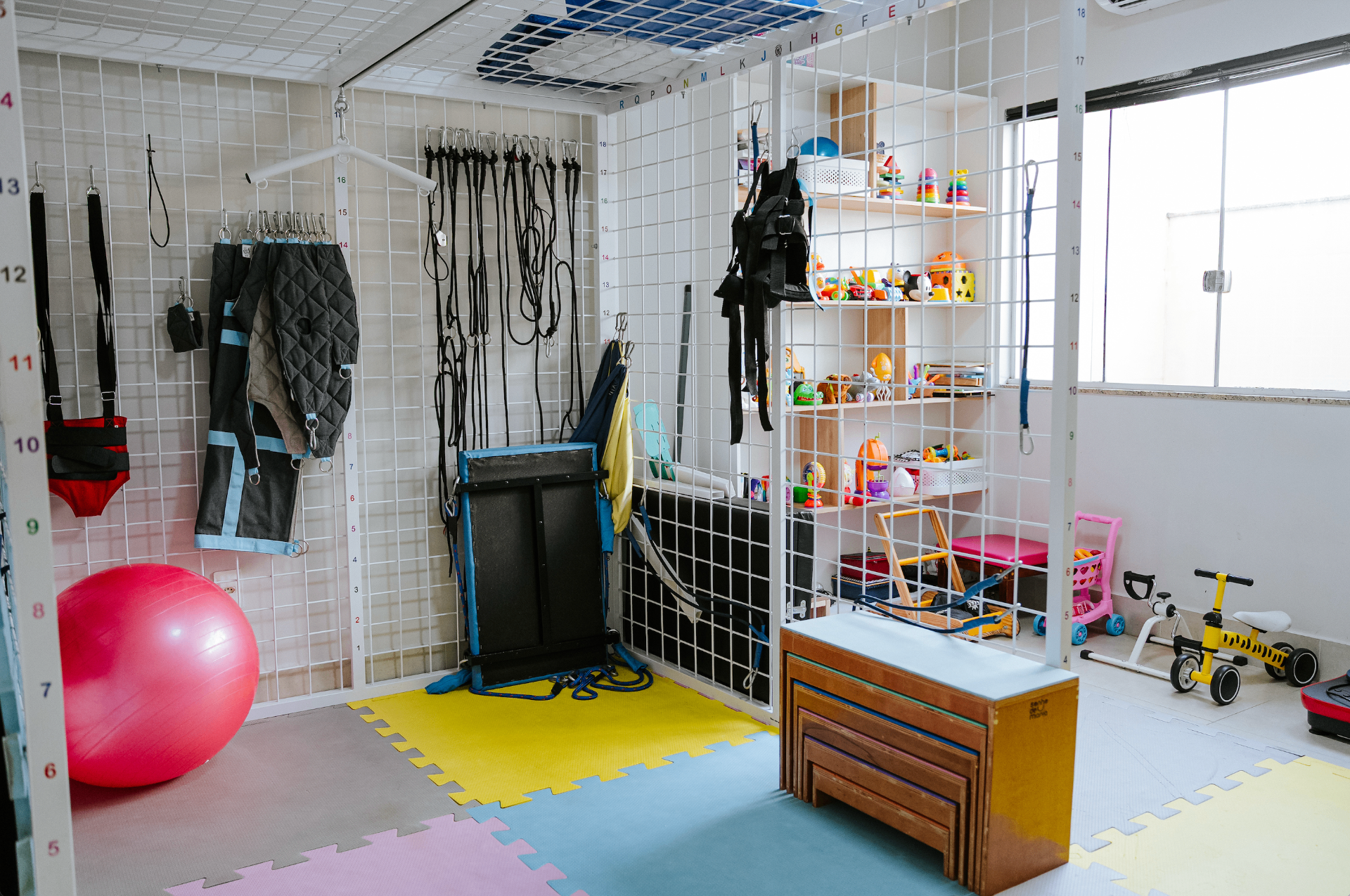 Sala de fisioterapia pediátrica da Pedfisio